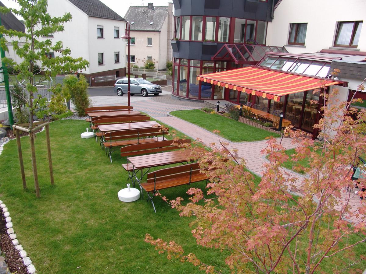 Landhotel Wolf-Mertes Sessenbach Exterior foto